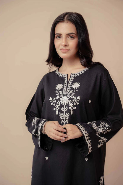 Urge Premium Luxury Lawn 2PC Embroidered Unstitched Suit - DE-1147 (Black)