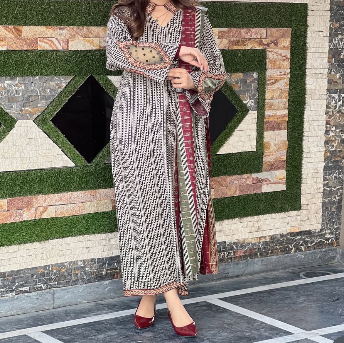 Zeen 3PC Printed Lawn Unstitched Suit with Voil Dupatta - Summer Collection 2026 (Black/White Geometric)